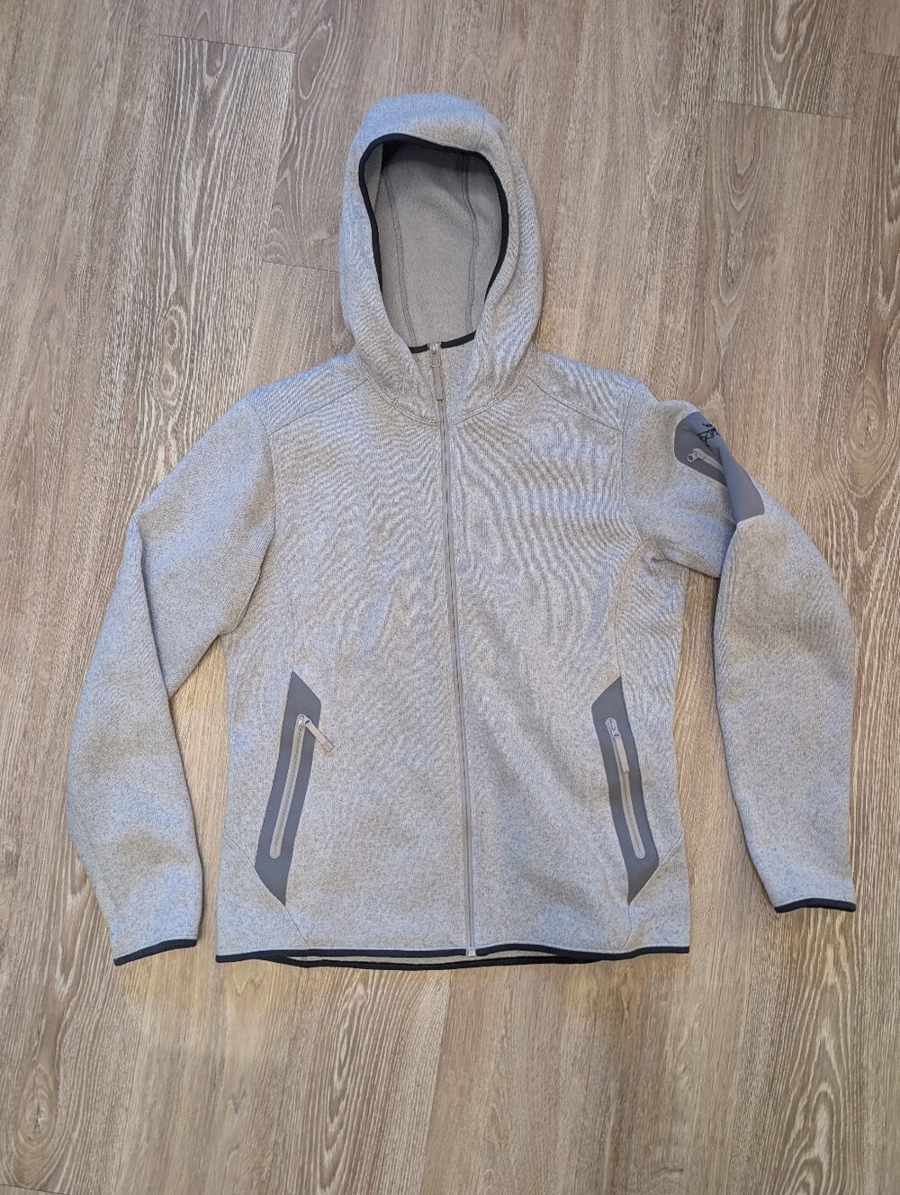 Arc'teryx Women's Covert Hoody